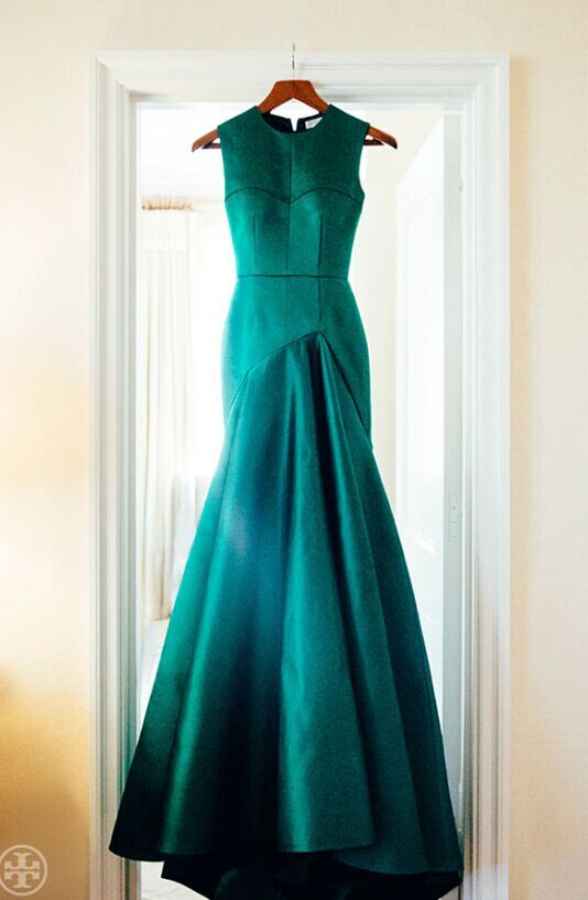 emerald green modest dress