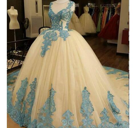 plus size puffy prom dresses