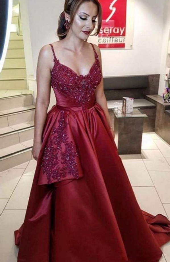 Charming Spaghetti Straps Dark Burgundy A Line Prom Dress With Appliques Long Evening Dress